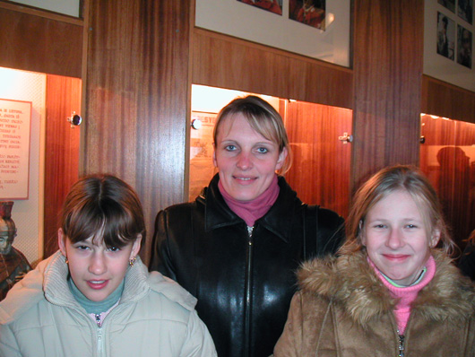 PICT0016~1.jpg