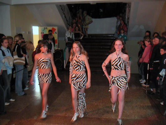 PICT0057~1.jpg