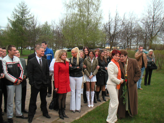 PICT0083~1.jpg