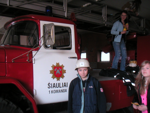 Pict0036~2.jpg