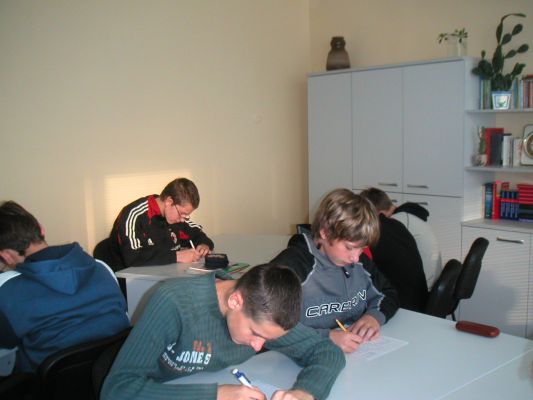 PICT0002~0.JPG