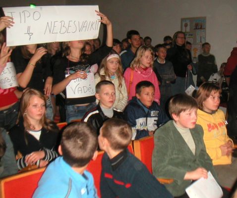 Pict0008~2.jpg