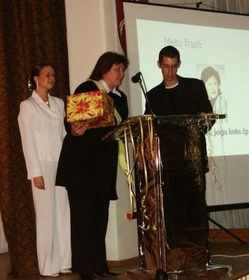 Pict2943.jpg