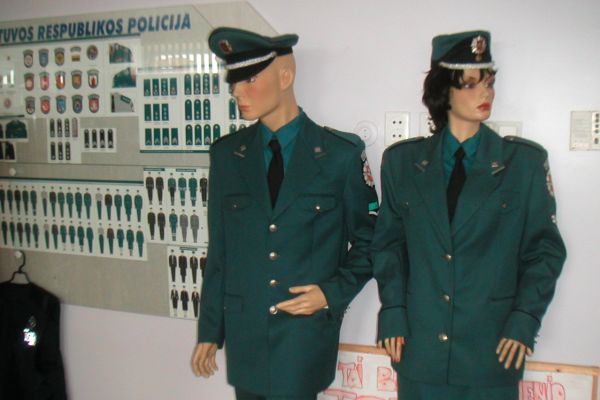 PICT0003~9.JPG