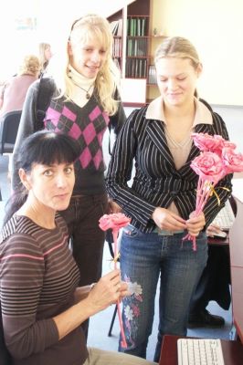 PICT0004~1.JPG