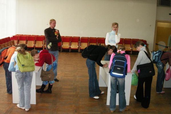 PICT0020~5.JPG