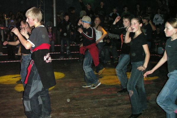 PICT0038~9.JPG