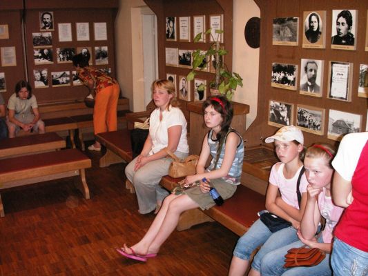 PICT0057~19.JPG