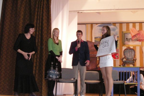 PICT0091~0.JPG