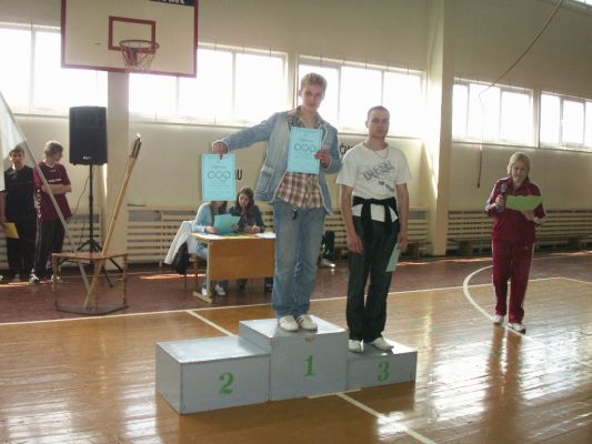 PICT0097~3.JPG