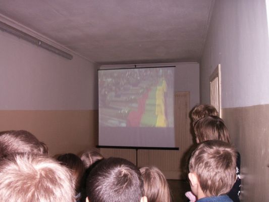 PICT0136~1.JPG