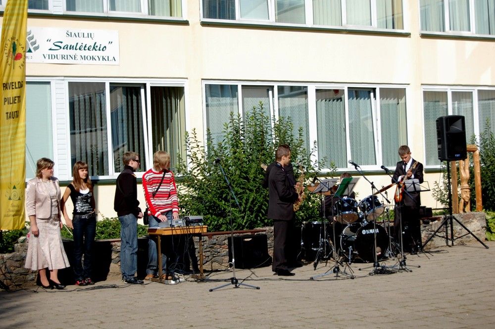 Armino Dviginčio (6b) piešinys
