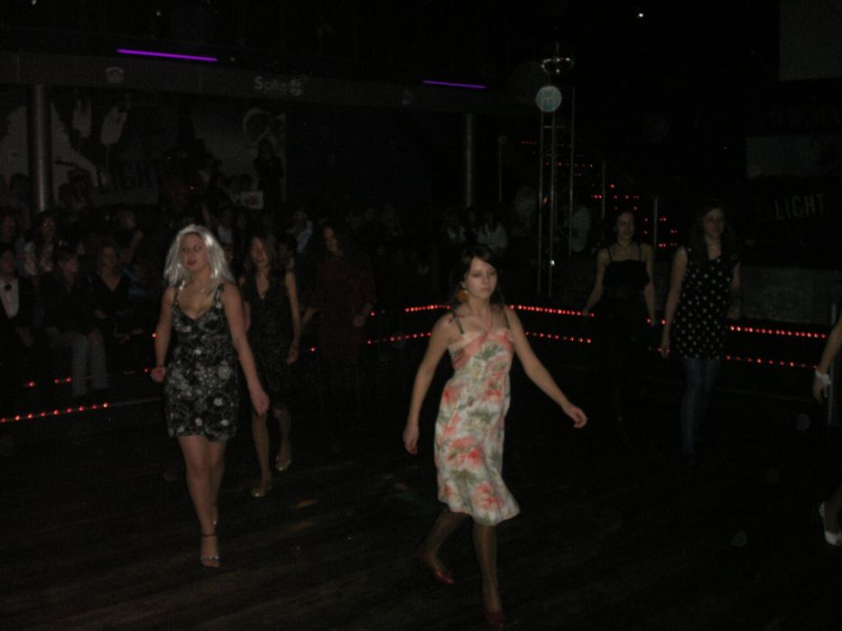 PICT0009~5.JPG