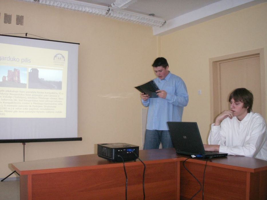 PICT0013~5.JPG