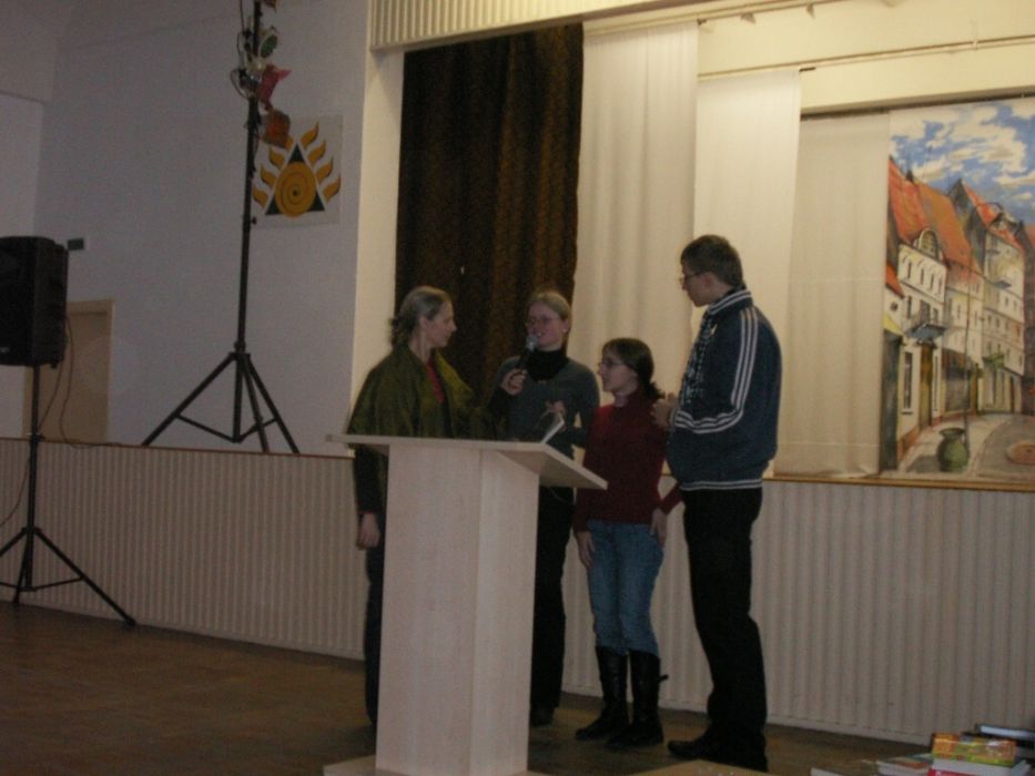 PICT0020~3.JPG