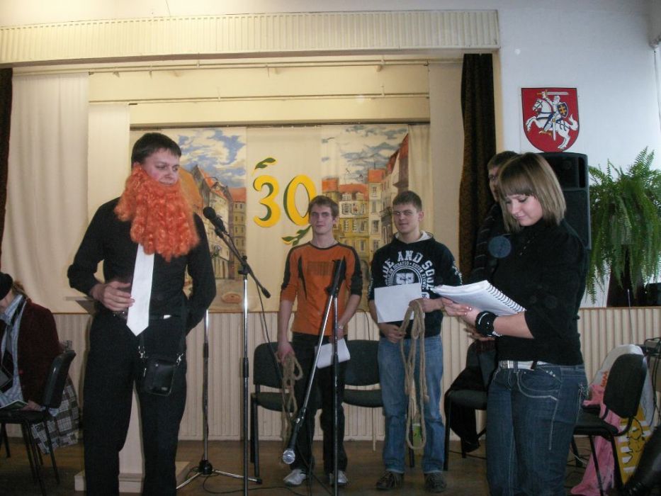 PICT0021~7.JPG