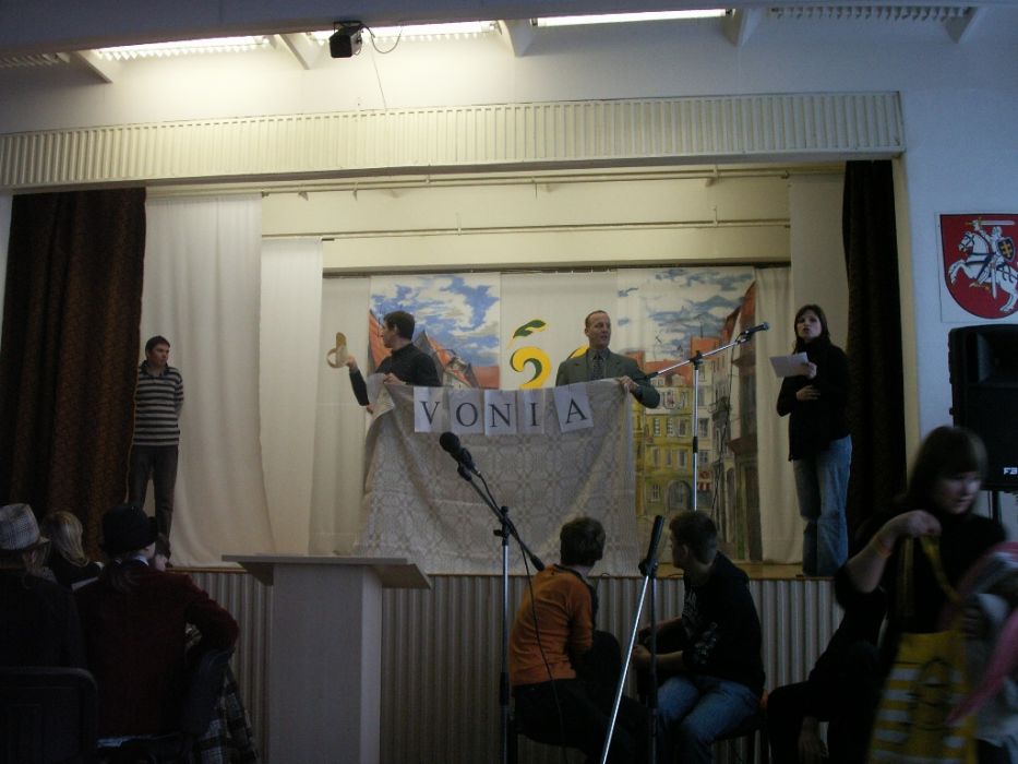 PICT0025~6.JPG