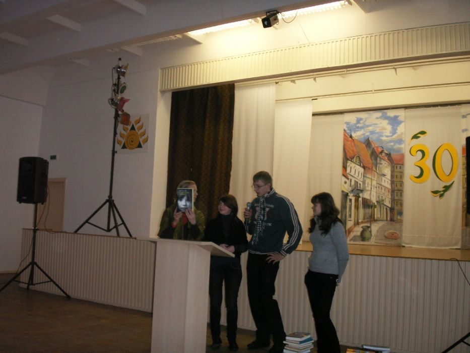 PICT0026~1.JPG