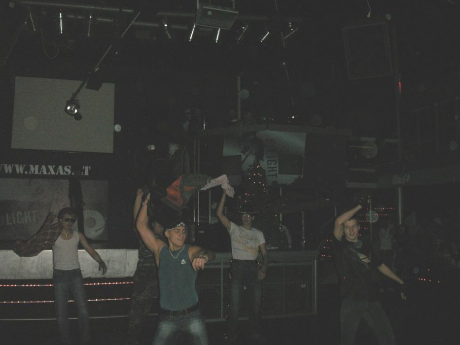 PICT0027~3.JPG