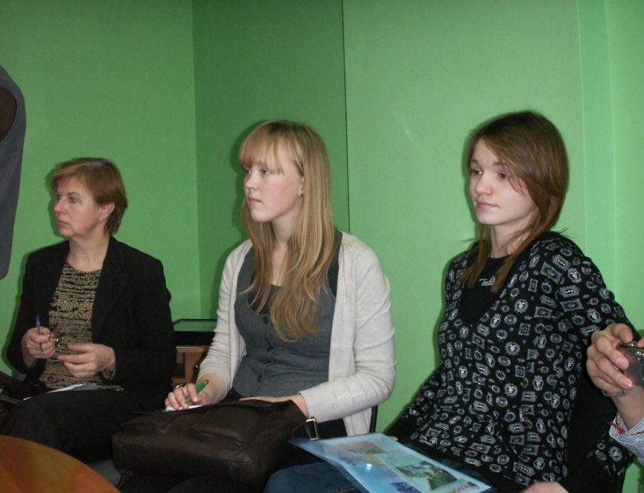 PICT0027~4.JPG