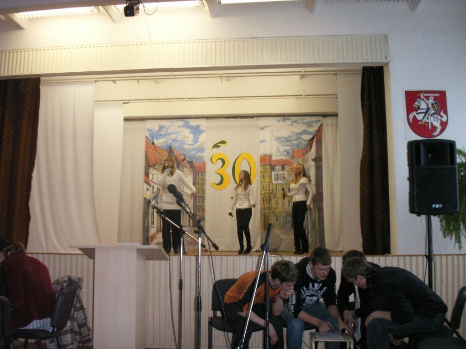 PICT0027~5.JPG