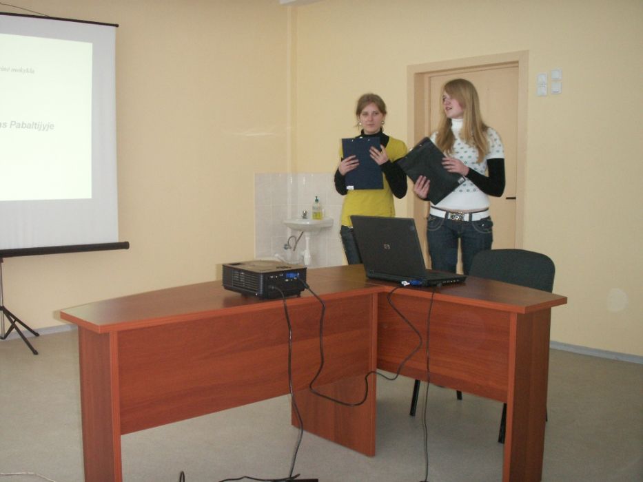 PICT0028~6.JPG