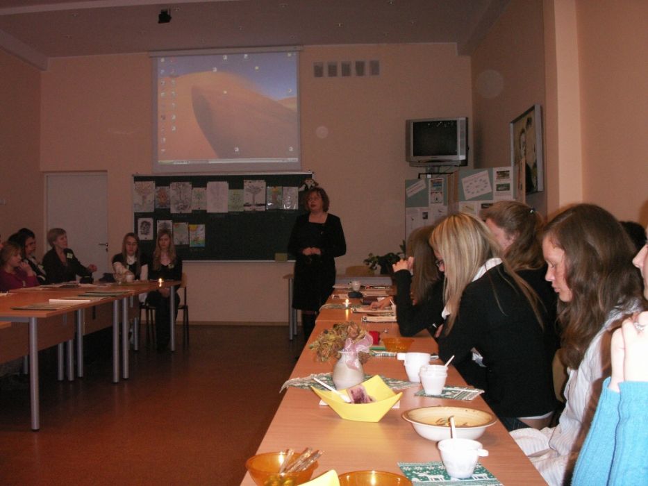 PICT0030~5.JPG