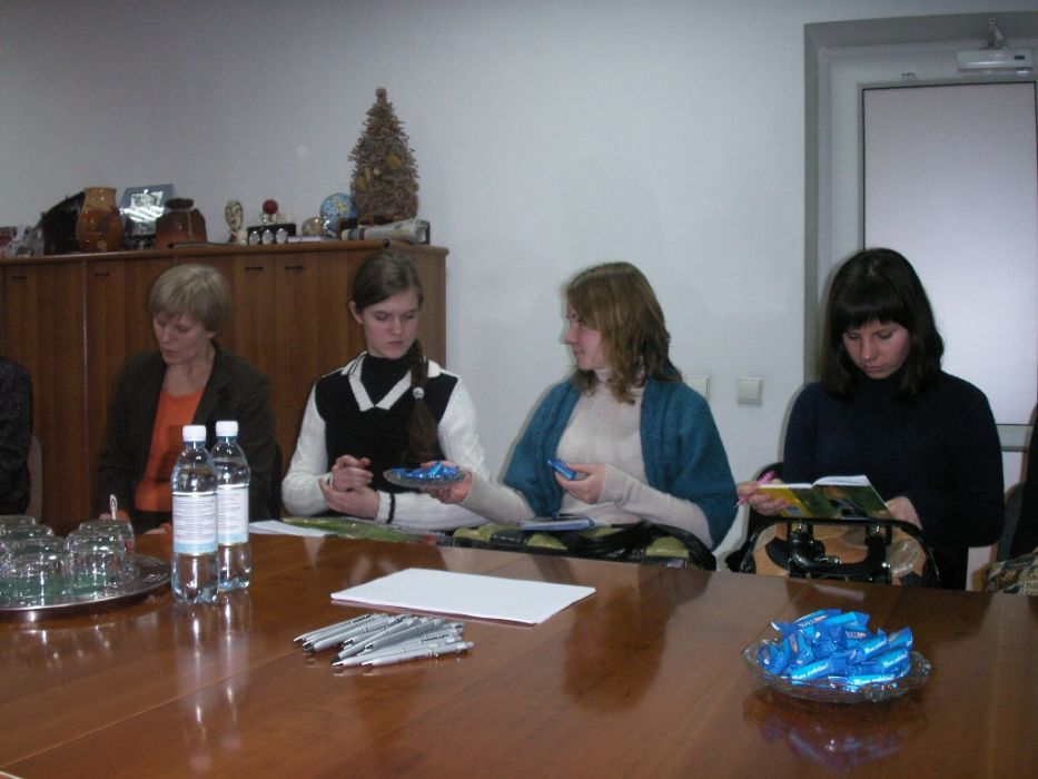 PICT0031~3.JPG