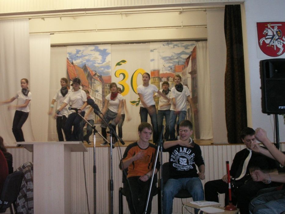 PICT0037~6.JPG