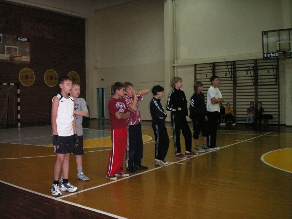 PICT0040~1.JPG