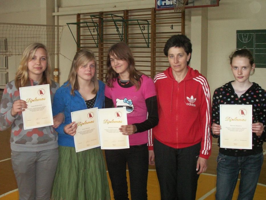 PICT0112~3.JPG