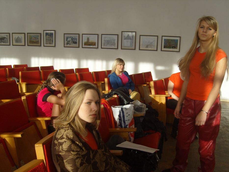 SS102153.jpg
