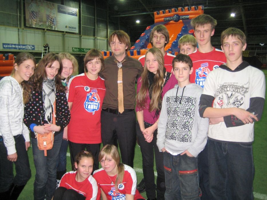 komanda_ir_sirgaliai_su_stano.jpg