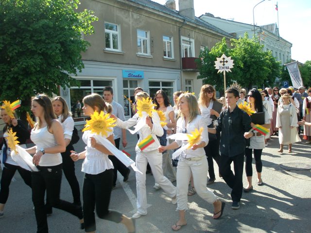 05-22_Siauliu_rajono_dainu_ir_sokiu_svente26.JPG