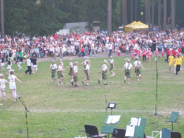 05-22_Siauliu_rajono_dainu_ir_sokiu_svente46.JPG