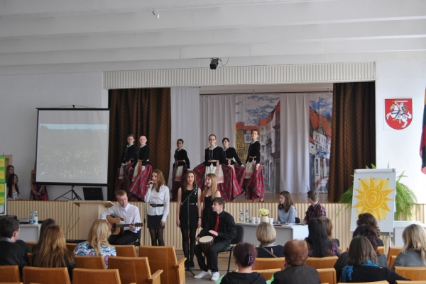 DSC_0100~2.JPG