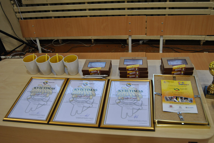 DSC_0003~1.JPG