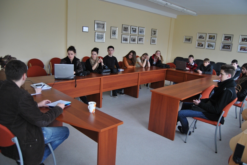 DSC_0003~3.JPG