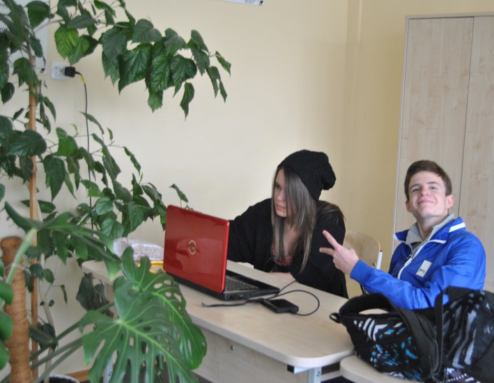 DSC_0024~3.JPG
