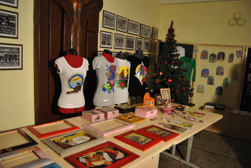 DSC_0135~0.JPG