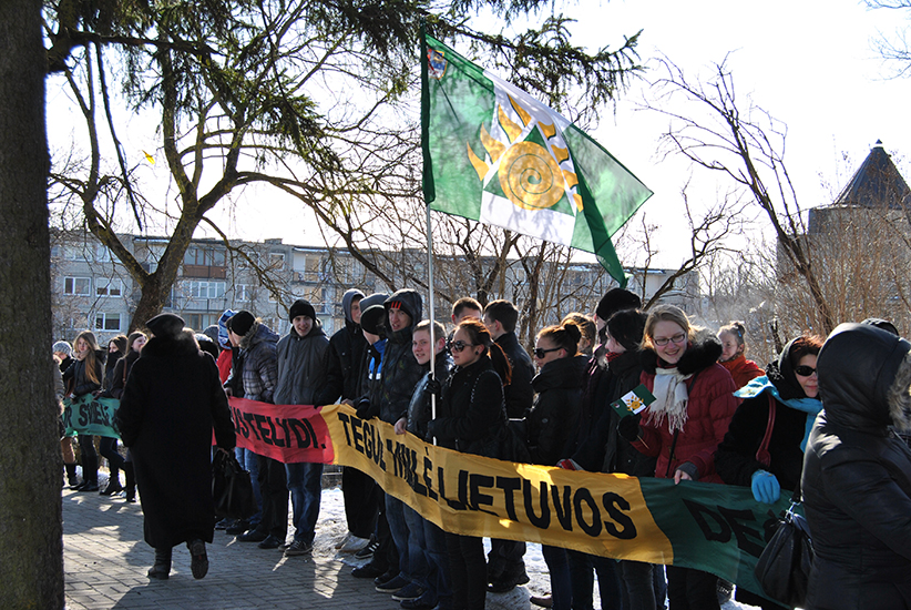 DSC_0004~3.JPG