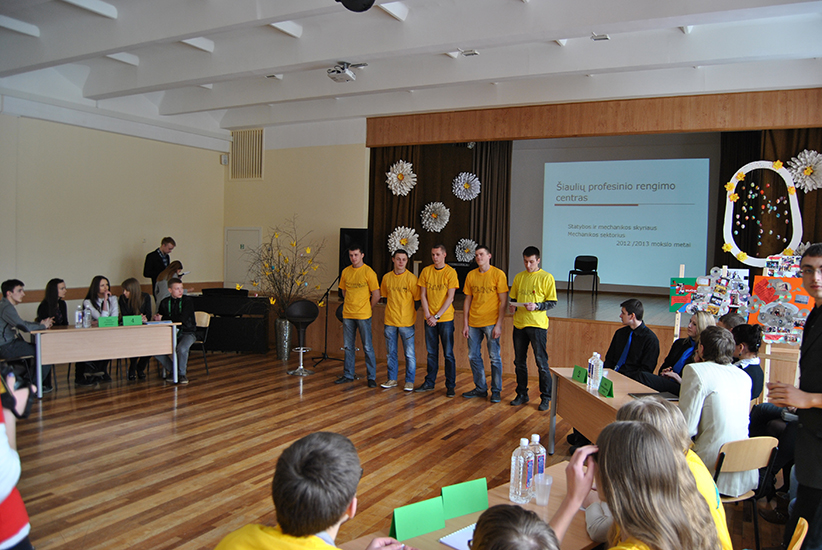 DSC_0021~2.JPG