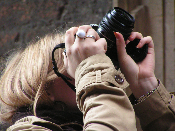 KONICA MINOLTA DIGITAL CAMERA
