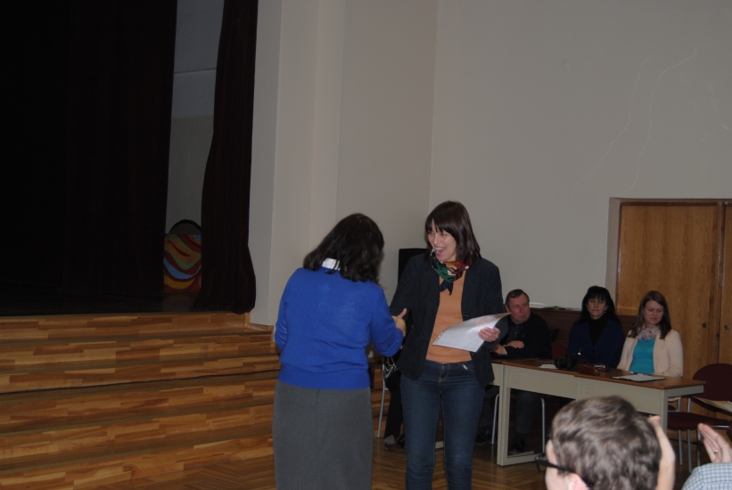 DSC_0256~1.JPG