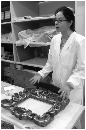 Liucija Masaitytė
"Aušros" muziejus. Restauracinėse dirbtuvėse I 2007
