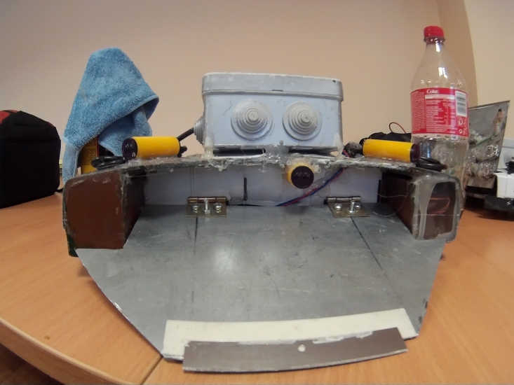 CAMERA
