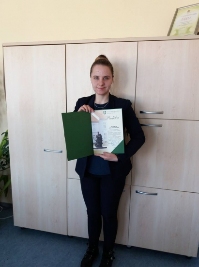 V_Jakuncikovaite-rasiniu_konkurso_laureate-2.jpg