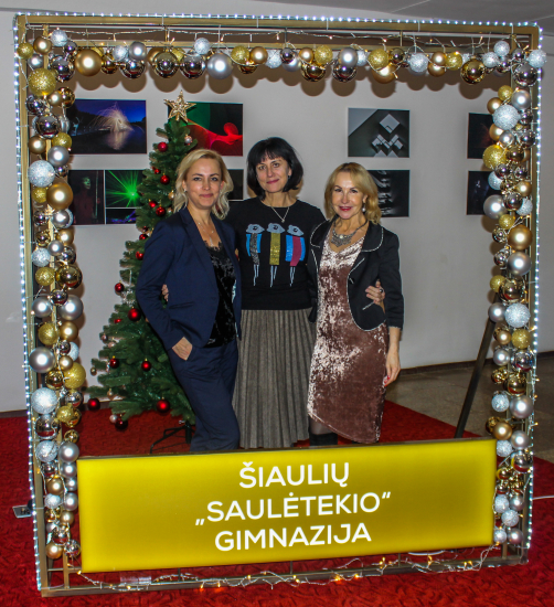 20191203-19-35-05-IMG_5210-Canon_EOS_600D.jpg