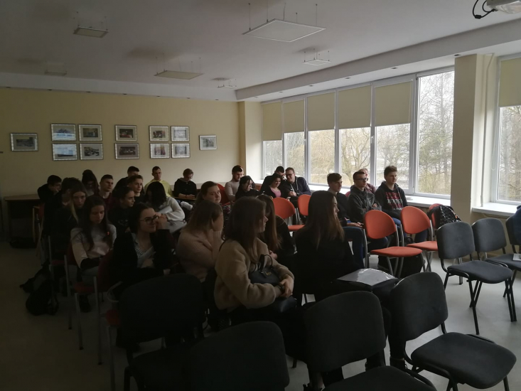 Netradic_liet_k_pamokos_1.jpg